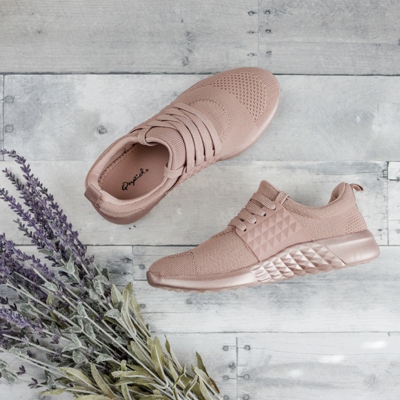 Qupid Shoes - 'Rosie' Flyknit Sneakers.